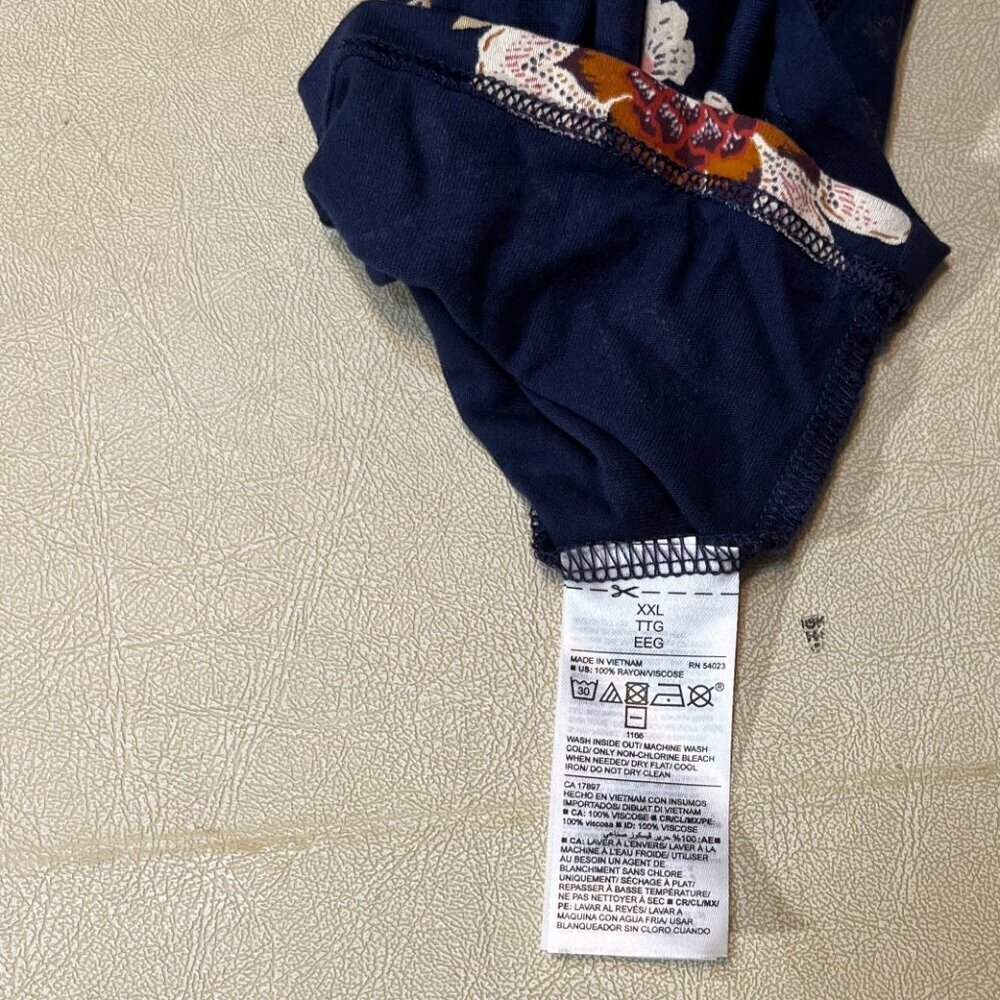 Old Navy XXL Floral Blouse Dark Blue - Picture 5 of 8